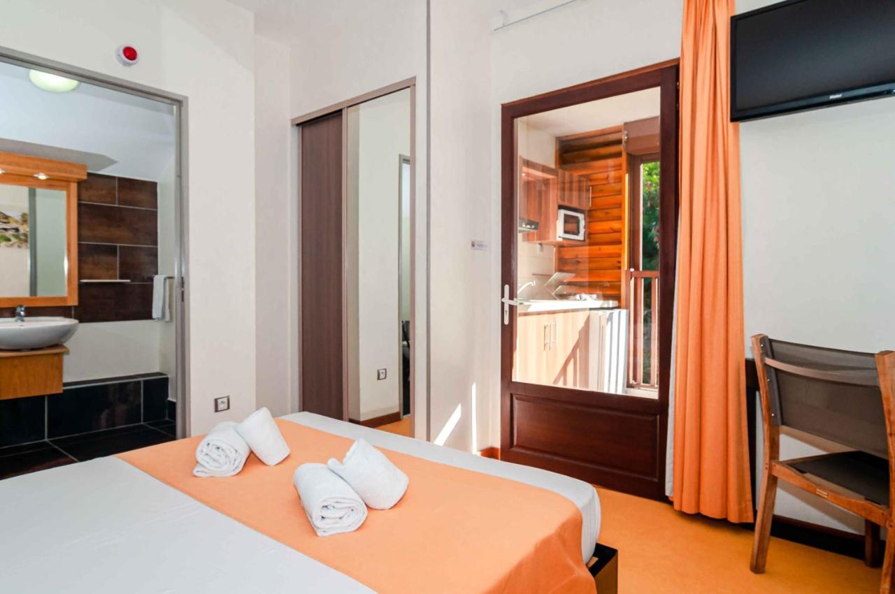 Tama Hotel Saint-Gilles-les Bains Esterno foto