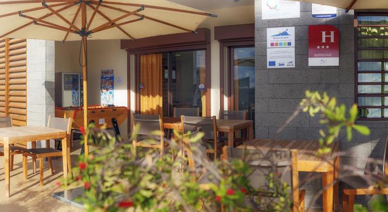 Tama Hotel Saint-Gilles-les Bains Esterno foto